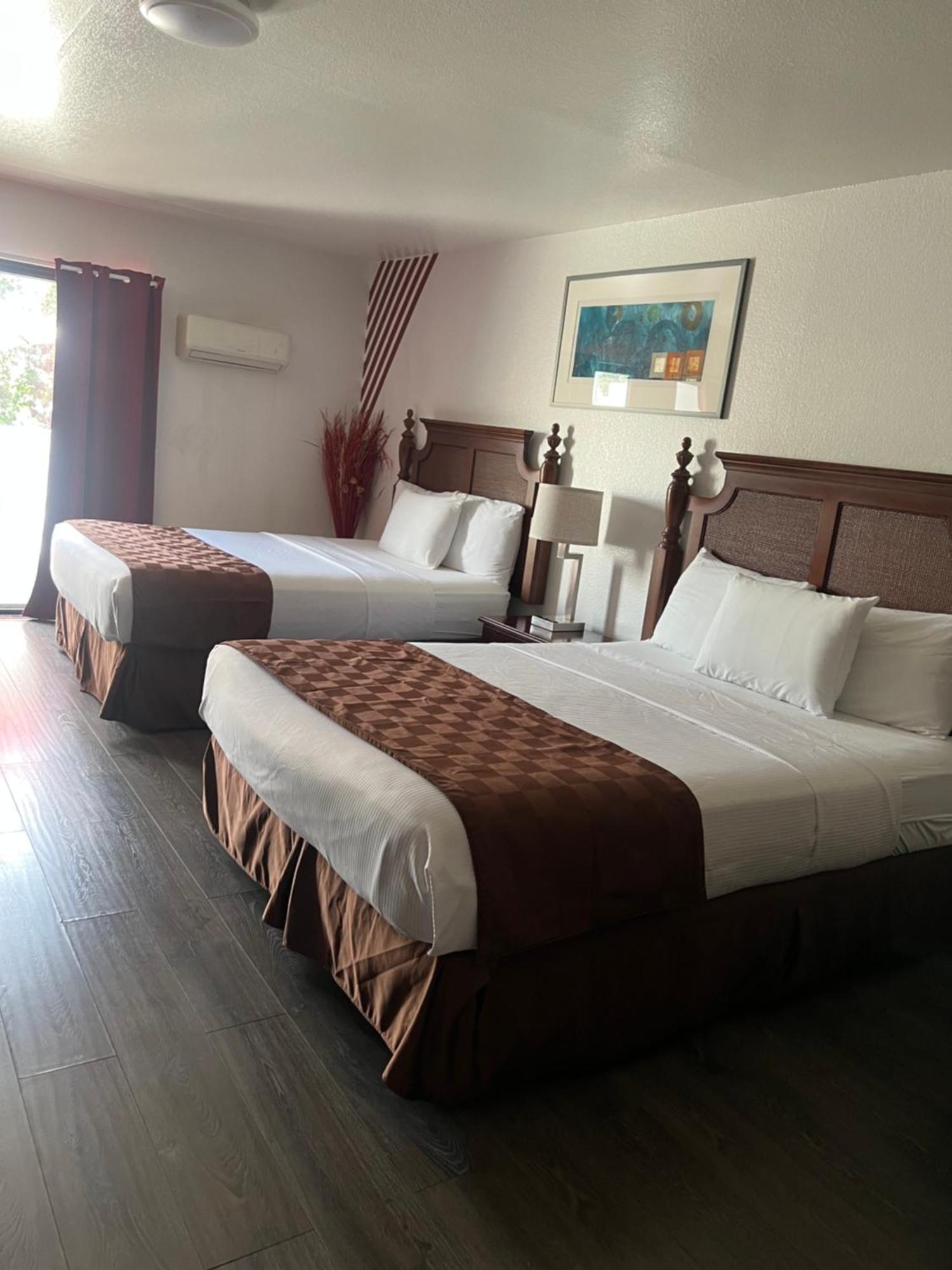 Knights Inn Los Angeles Central / Convention Center Area Bagian luar foto